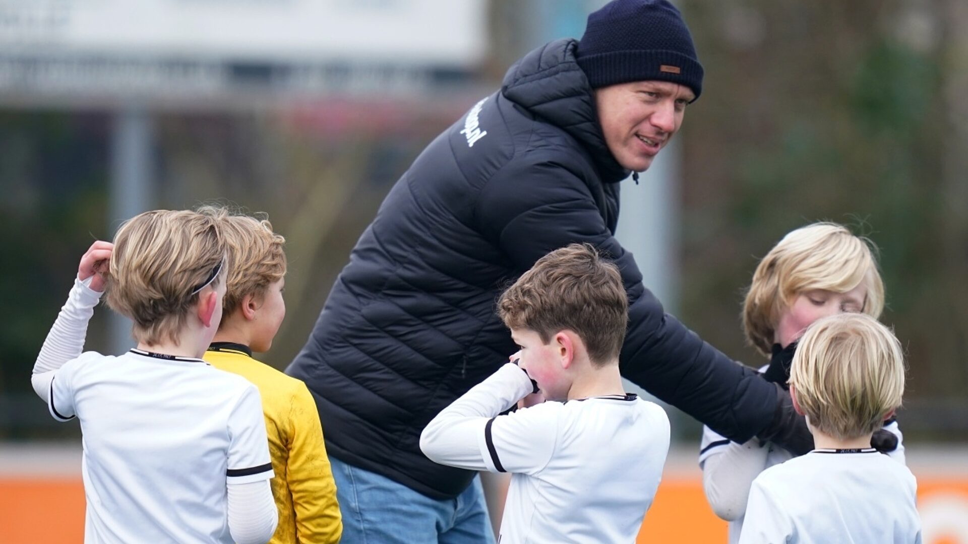 2425 Coach Speler Bespreking Wedstrijd