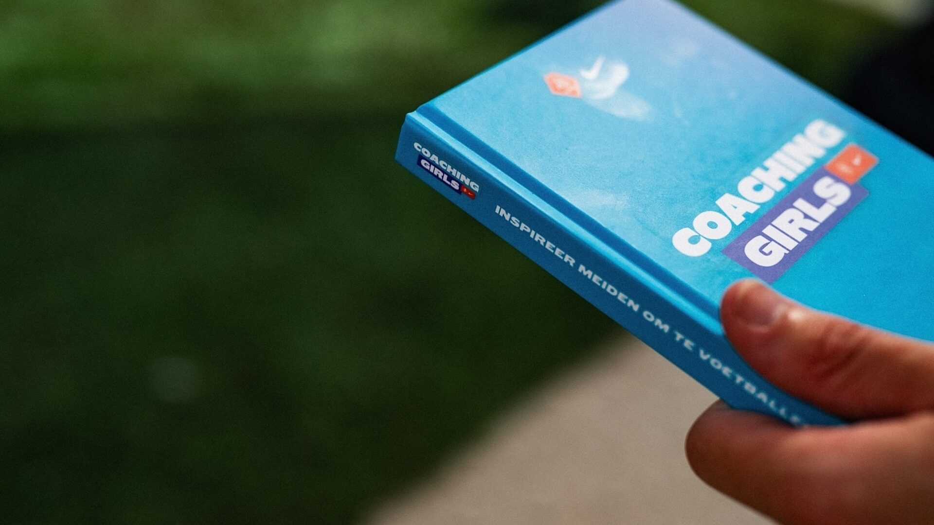 KNV Bx NIK Ex Coachinggirls 124