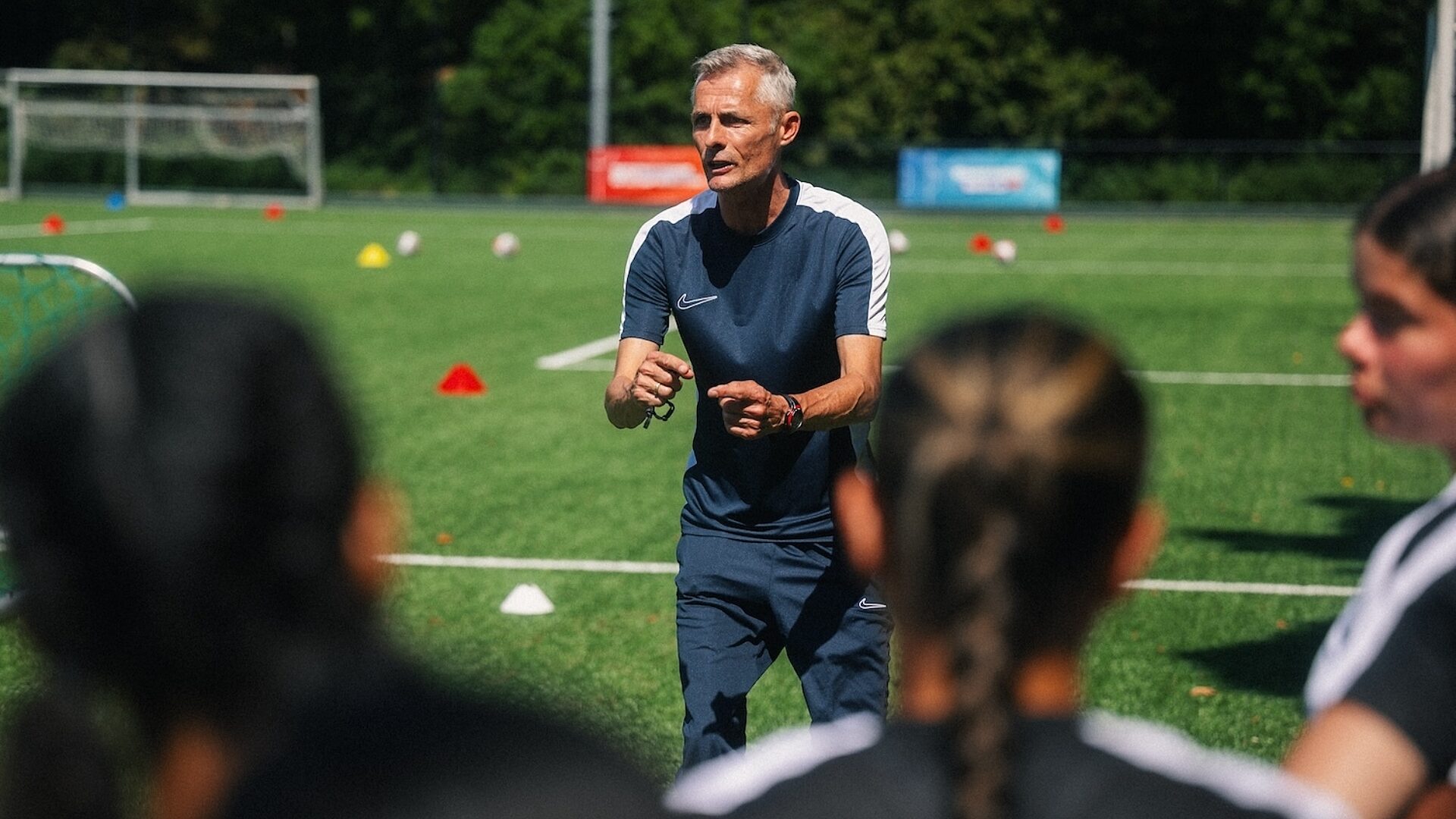 KNV Bx NIK Ex Coachinggirls 2397