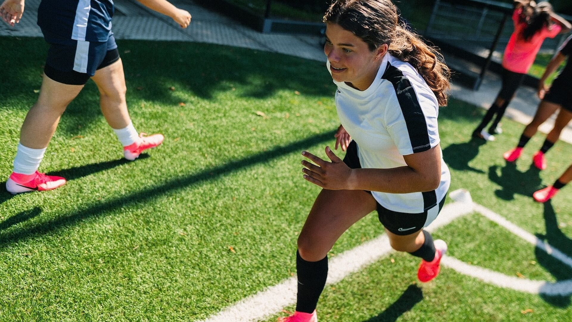 KNV Bx NIK Ex Coachinggirls 2404