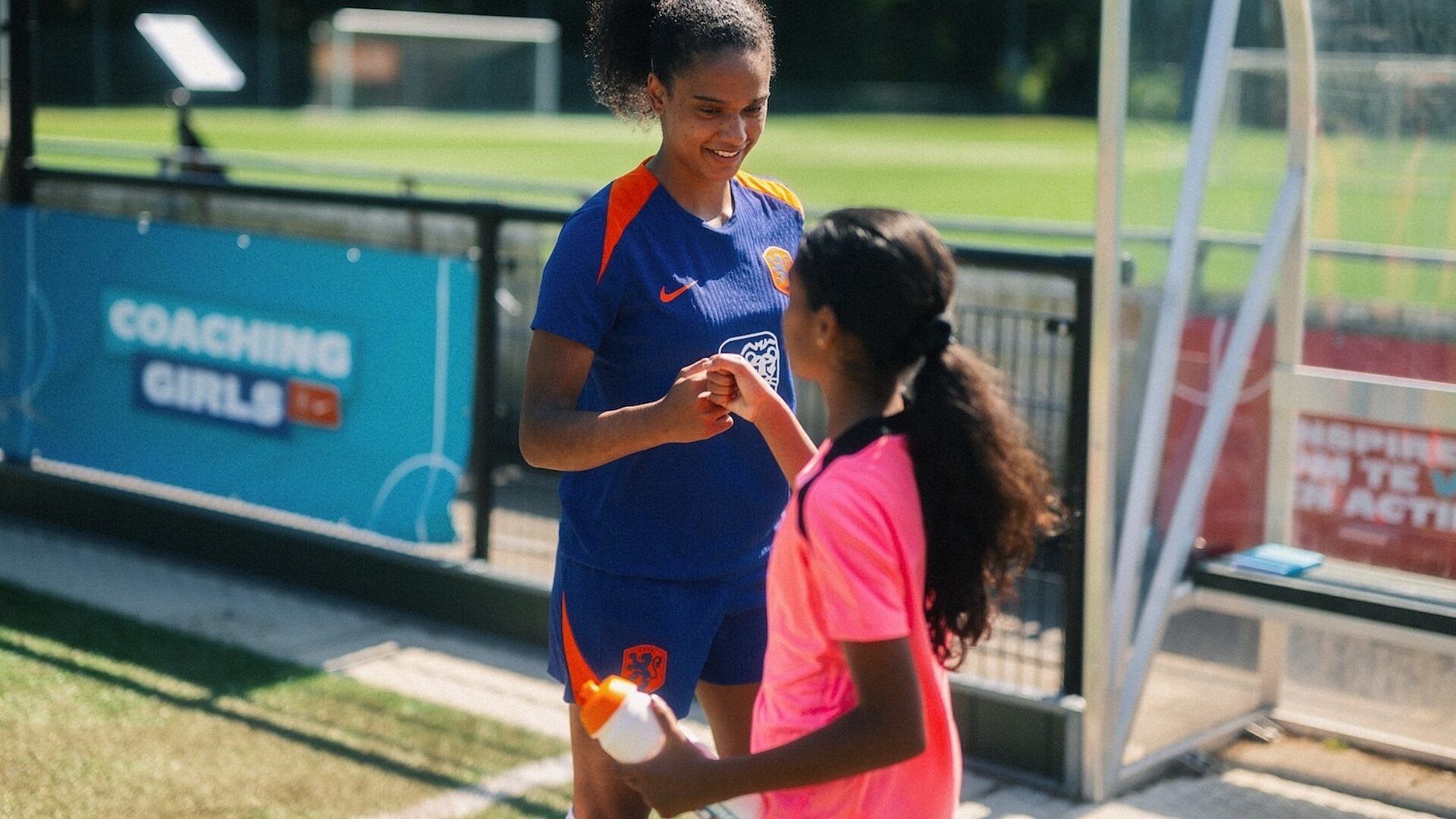 KNV Bx NIK Ex Coachinggirls 2700