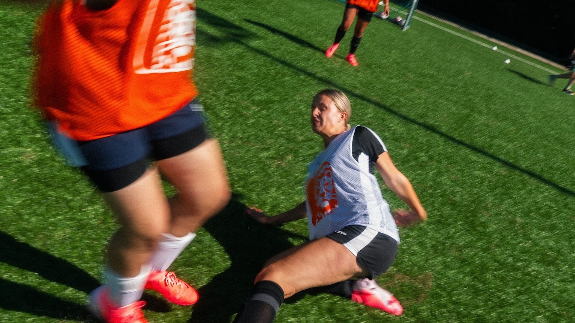 KNV Bx NIK Ex Coachinggirls 2940