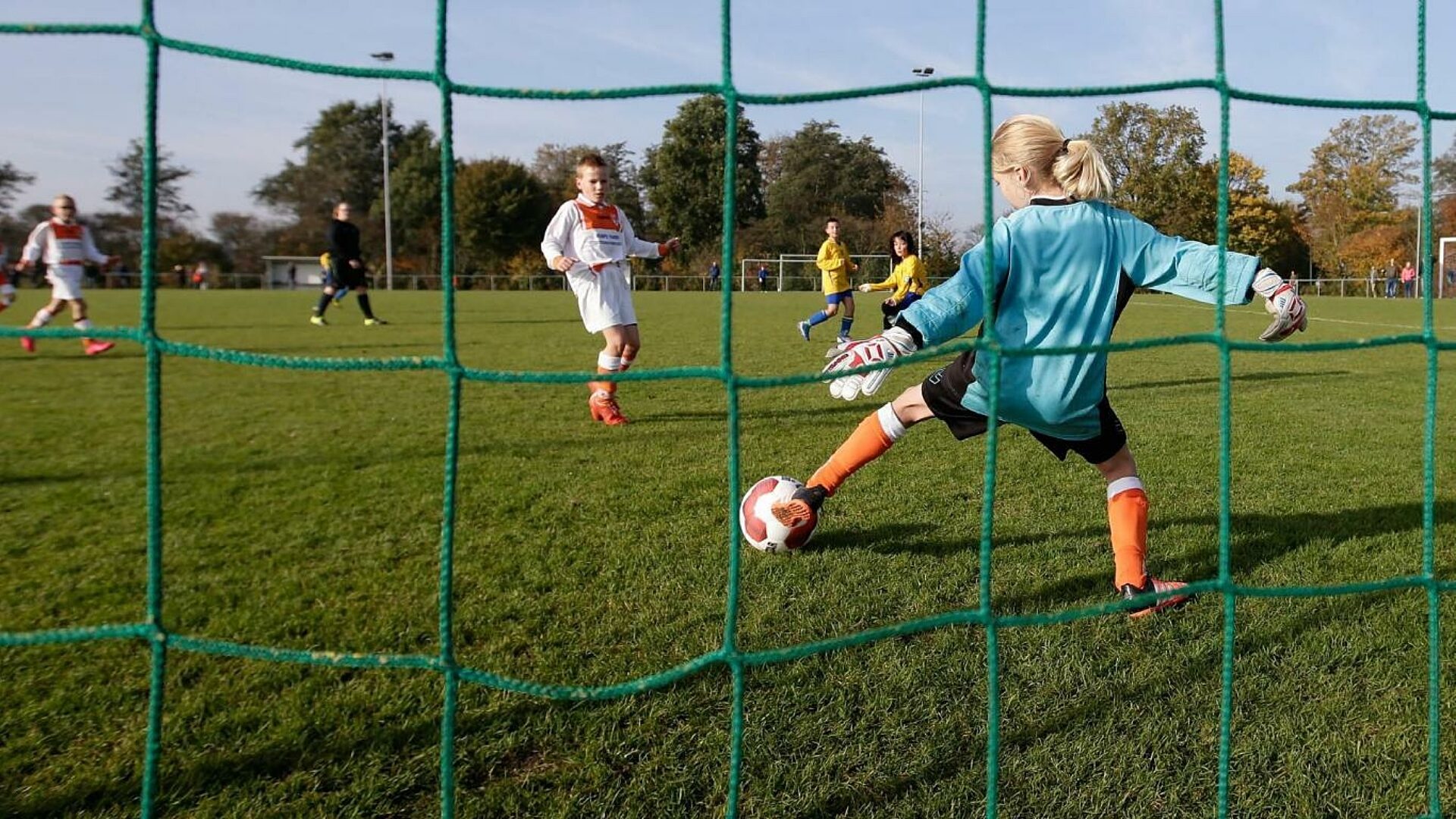 Keepster op voetbalveld